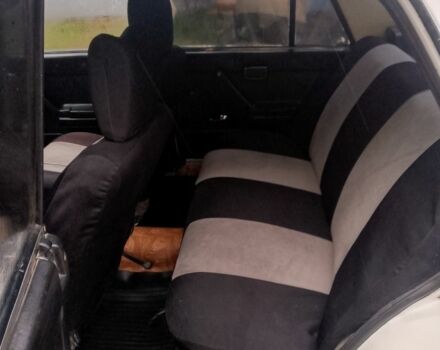 ВАЗ 2105 1983 в Калиновке на Automoto.ua Белый ВАЗ 2105, объемом двигателя 1.3 л и пробегом 150 тыс. км за 1200 $, фото 6 на Automoto.ua