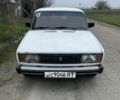 Белый ВАЗ 2105, объемом двигателя 1.5 л и пробегом 50 тыс. км за 713 $, фото 1 на Automoto.ua