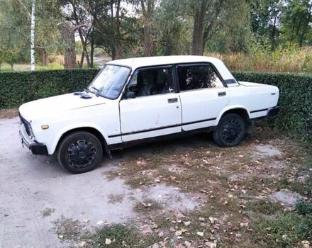Белый ВАЗ 2105, объемом двигателя 1.2 л и пробегом 16 тыс. км за 411 $, фото 6 на Automoto.ua
