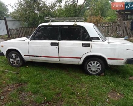 Белый ВАЗ 2105, объемом двигателя 1.3 л и пробегом 48 тыс. км за 316 $, фото 1 на Automoto.ua