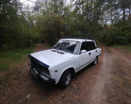 Белый ВАЗ 2105, объемом двигателя 1.2 л и пробегом 32 тыс. км за 1250 $, фото 3 на Automoto.ua