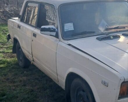 Білий ВАЗ 2105, об'ємом двигуна 1.2 л та пробігом 390 тис. км за 380 $, фото 2 на Automoto.ua