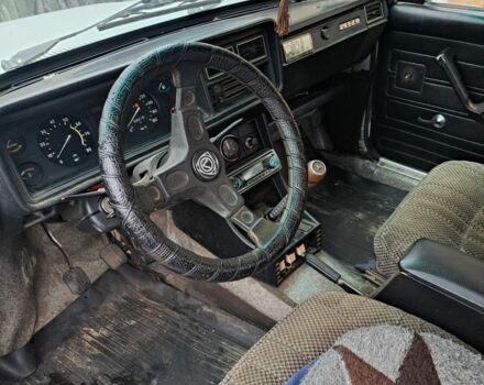 Білий ВАЗ 2105, об'ємом двигуна 0 л та пробігом 70 тис. км за 600 $, фото 3 на Automoto.ua