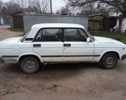 Білий ВАЗ 2105, об'ємом двигуна 1.2 л та пробігом 158 тис. км за 558 $, фото 3 на Automoto.ua