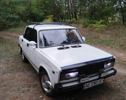 Белый ВАЗ 2105, объемом двигателя 1.2 л и пробегом 32 тыс. км за 1250 $, фото 7 на Automoto.ua