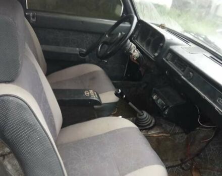 Белый ВАЗ 2105, объемом двигателя 1.3 л и пробегом 48 тыс. км за 316 $, фото 5 на Automoto.ua