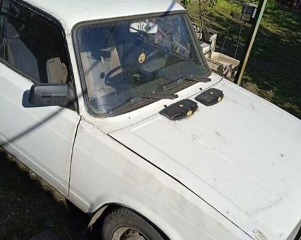 ВАЗ 2105 1984 в Днепре (Днепропетровске) на Automoto.ua Белый ВАЗ 2105, объемом двигателя 1.3 л и пробегом 5 тыс. км за 600 $, фото 3 на Automoto.ua