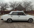 Белый ВАЗ 2105, объемом двигателя 1.3 л и пробегом 100 тыс. км за 700 $, фото 1 на Automoto.ua