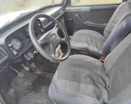 Белый ВАЗ 2105, объемом двигателя 0 л и пробегом 300 тыс. км за 750 $, фото 11 на Automoto.ua