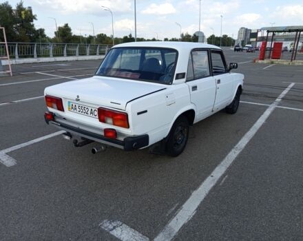 Белый ВАЗ 2105, объемом двигателя 1.3 л и пробегом 66 тыс. км за 900 $, фото 2 на Automoto.ua