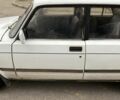 Белый ВАЗ 2105, объемом двигателя 1.2 л и пробегом 250 тыс. км за 497 $, фото 3 на Automoto.ua