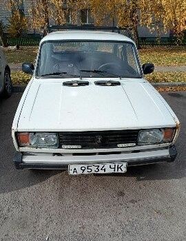 Белый ВАЗ 2105, объемом двигателя 0 л и пробегом 100 тыс. км за 650 $, фото 1 на Automoto.ua