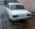 Белый ВАЗ 2105, объемом двигателя 1.2 л и пробегом 300 тыс. км за 714 $, фото 2 на Automoto.ua