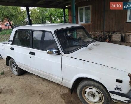 Белый ВАЗ 2105, объемом двигателя 0 л и пробегом 60 тыс. км за 540 $, фото 3 на Automoto.ua