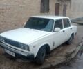 Белый ВАЗ 2105, объемом двигателя 1.2 л и пробегом 300 тыс. км за 714 $, фото 1 на Automoto.ua