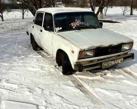 Белый ВАЗ 2105, объемом двигателя 1.5 л и пробегом 100 тыс. км за 360 $, фото 1 на Automoto.ua