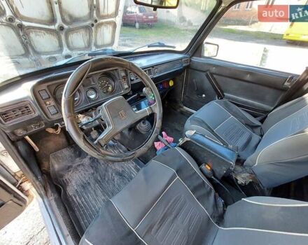 Білий ВАЗ 2105, об'ємом двигуна 1.29 л та пробігом 8 тис. км за 500 $, фото 2 на Automoto.ua