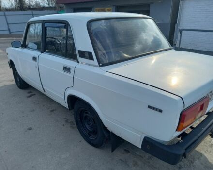 Белый ВАЗ 2105, объемом двигателя 0 л и пробегом 140 тыс. км за 596 $, фото 6 на Automoto.ua