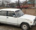 Белый ВАЗ 2105, объемом двигателя 1.3 л и пробегом 210 тыс. км за 350 $, фото 1 на Automoto.ua