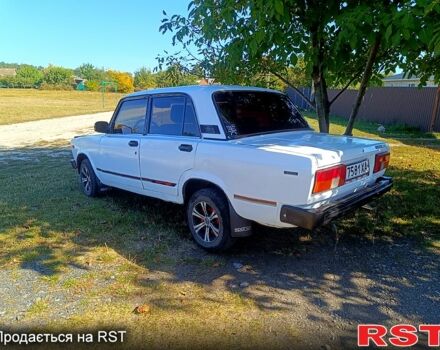 Белый ВАЗ 2105, объемом двигателя 1.3 л и пробегом 27 тыс. км за 550 $, фото 4 на Automoto.ua