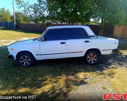 Белый ВАЗ 2105, объемом двигателя 1.3 л и пробегом 27 тыс. км за 550 $, фото 3 на Automoto.ua
