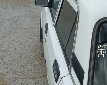 ВАЗ 2105 1986 в Чернигове на Automoto.ua Белый ВАЗ 2105, объемом двигателя 0 л и пробегом 300 тыс. км за 642 $, фото 4 на Automoto.ua