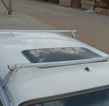 Білий ВАЗ 2105, об'ємом двигуна 1.5 л та пробігом 250 тис. км за 761 $, фото 18 на Automoto.ua