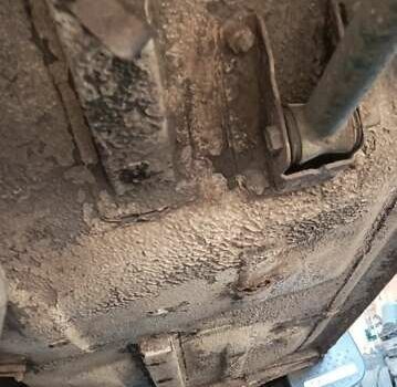 Білий ВАЗ 2105, об'ємом двигуна 1.5 л та пробігом 250 тис. км за 761 $, фото 10 на Automoto.ua