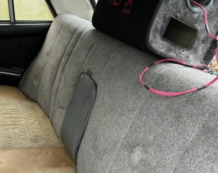 Белый ВАЗ 2105, объемом двигателя 1.5 л и пробегом 1 тыс. км за 426 $, фото 6 на Automoto.ua