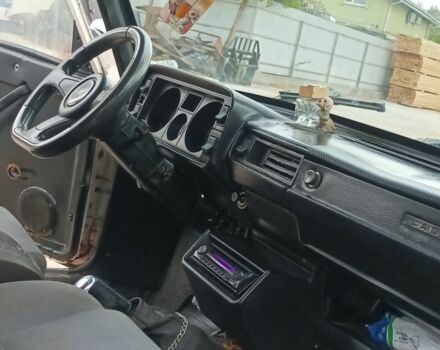 ВАЗ 2105 1986 в Чернигове на Automoto.ua Белый ВАЗ 2105, объемом двигателя 0 л и пробегом 300 тыс. км за 642 $, фото 7 на Automoto.ua