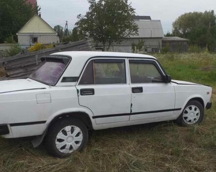 Белый ВАЗ 2105, объемом двигателя 1.5 л и пробегом 78 тыс. км за 485 $, фото 2 на Automoto.ua