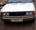 Белый ВАЗ 2105, объемом двигателя 16 л и пробегом 250 тыс. км за 320 $, фото 1 на Automoto.ua