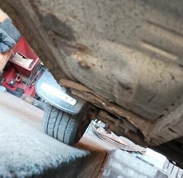 Білий ВАЗ 2105, об'ємом двигуна 1.5 л та пробігом 250 тис. км за 761 $, фото 11 на Automoto.ua