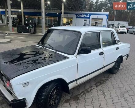 Білий ВАЗ 2105, об'ємом двигуна 1.5 л та пробігом 80 тис. км за 600 $, фото 6 на Automoto.ua