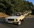 Белый ВАЗ 2105, объемом двигателя 1.5 л и пробегом 100 тыс. км за 320 $, фото 1 на Automoto.ua