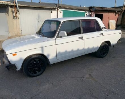 Белый ВАЗ 2105, объемом двигателя 1.5 л и пробегом 227 тыс. км за 592 $, фото 13 на Automoto.ua