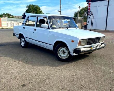 Белый ВАЗ 2105, объемом двигателя 1.2 л и пробегом 100 тыс. км за 800 $, фото 3 на Automoto.ua