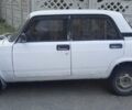 Белый ВАЗ 2105, объемом двигателя 1.5 л и пробегом 150 тыс. км за 1200 $, фото 1 на Automoto.ua