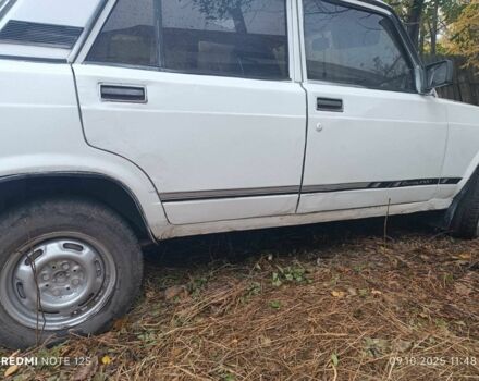 Белый ВАЗ 2105, объемом двигателя 1.3 л и пробегом 20 тыс. км за 484 $, фото 2 на Automoto.ua