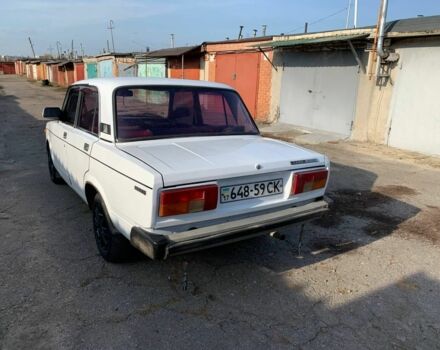 Белый ВАЗ 2105, объемом двигателя 1.5 л и пробегом 227 тыс. км за 592 $, фото 6 на Automoto.ua