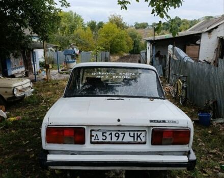 Белый ВАЗ 2105, объемом двигателя 1.6 л и пробегом 80 тыс. км за 340 $, фото 3 на Automoto.ua