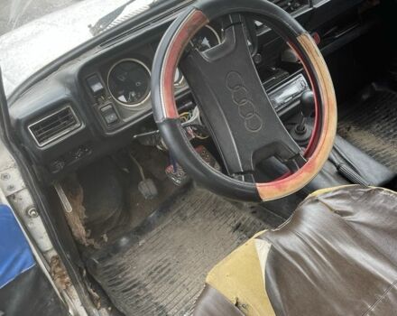 Білий ВАЗ 2105, об'ємом двигуна 0 л та пробігом 200 тис. км за 430 $, фото 6 на Automoto.ua