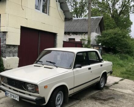 Белый ВАЗ 2105, объемом двигателя 1.2 л и пробегом 110 тыс. км за 1700 $, фото 1 на Automoto.ua