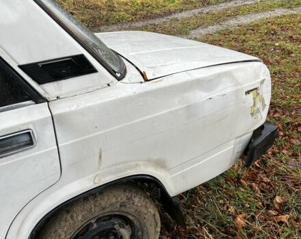 Белый ВАЗ 2105, объемом двигателя 1 л и пробегом 3 тыс. км за 96 $, фото 3 на Automoto.ua