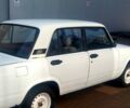 Белый ВАЗ 2105, объемом двигателя 1.3 л и пробегом 100 тыс. км за 800 $, фото 1 на Automoto.ua