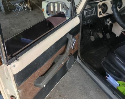 Белый ВАЗ 2105, объемом двигателя 0 л и пробегом 150 тыс. км за 600 $, фото 6 на Automoto.ua