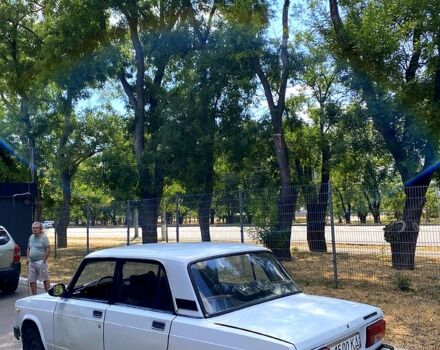 Білий ВАЗ 2105, об'ємом двигуна 1.5 л та пробігом 420 тис. км за 600 $, фото 3 на Automoto.ua