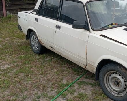 ВАЗ 2105 1987 в Буче на Automoto.ua Белый ВАЗ 2105, объемом двигателя 0 л и пробегом 123 тыс. км за 435 $, фото 1 на Automoto.ua