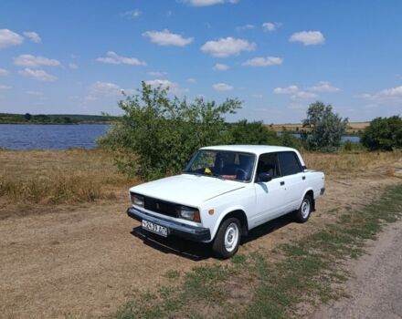 Белый ВАЗ 2105, объемом двигателя 1.6 л и пробегом 45 тыс. км за 955 $, фото 3 на Automoto.ua