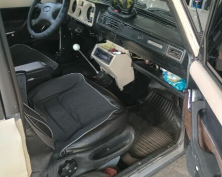Белый ВАЗ 2105, объемом двигателя 0 л и пробегом 150 тыс. км за 600 $, фото 4 на Automoto.ua